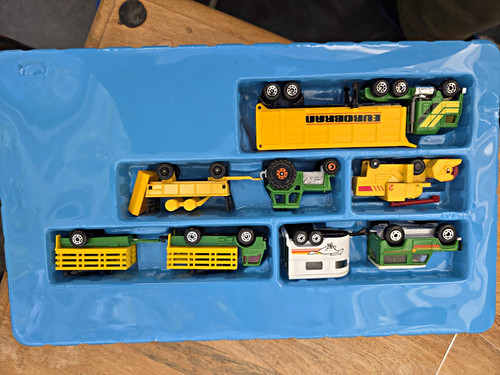 Matchbox motorcity farm - matchbox,