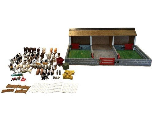 Large wooden toy farm - large,
