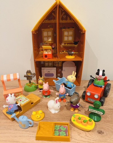 Peppa pig farm house - pig,