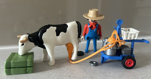 Playmobil 5119 large farm set - playmobil,