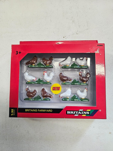 Farmyard chickens set 32 - chickens, 1:32