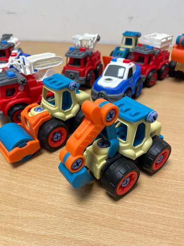 Vomii take apart - 10, toy